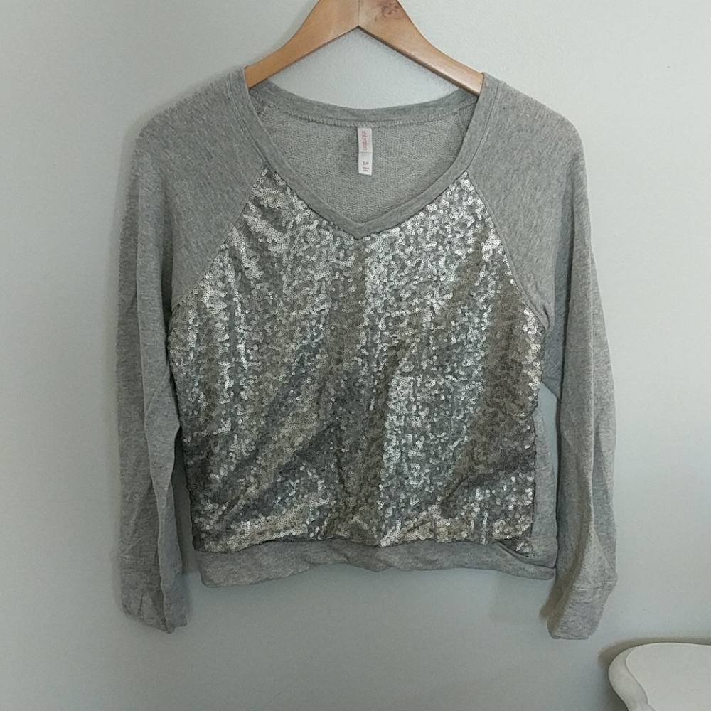 Xhiliration sequined crop sweater